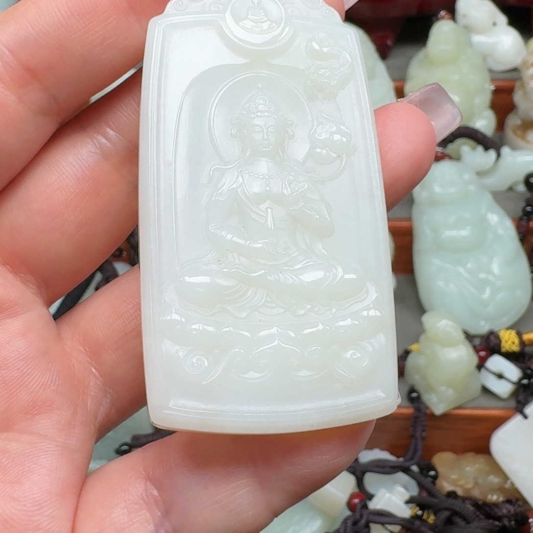 酚***r和田玉未镶嵌挂件