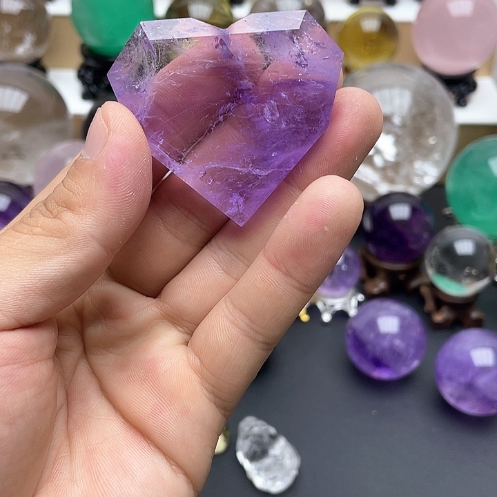 紫水晶摆件未镶嵌水晶