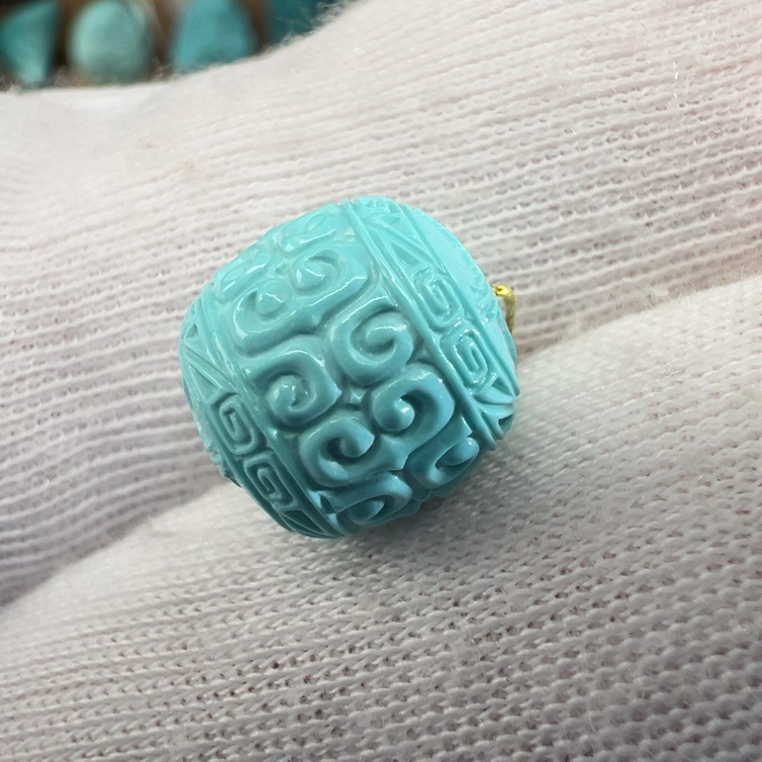 绿松石配饰未镶嵌