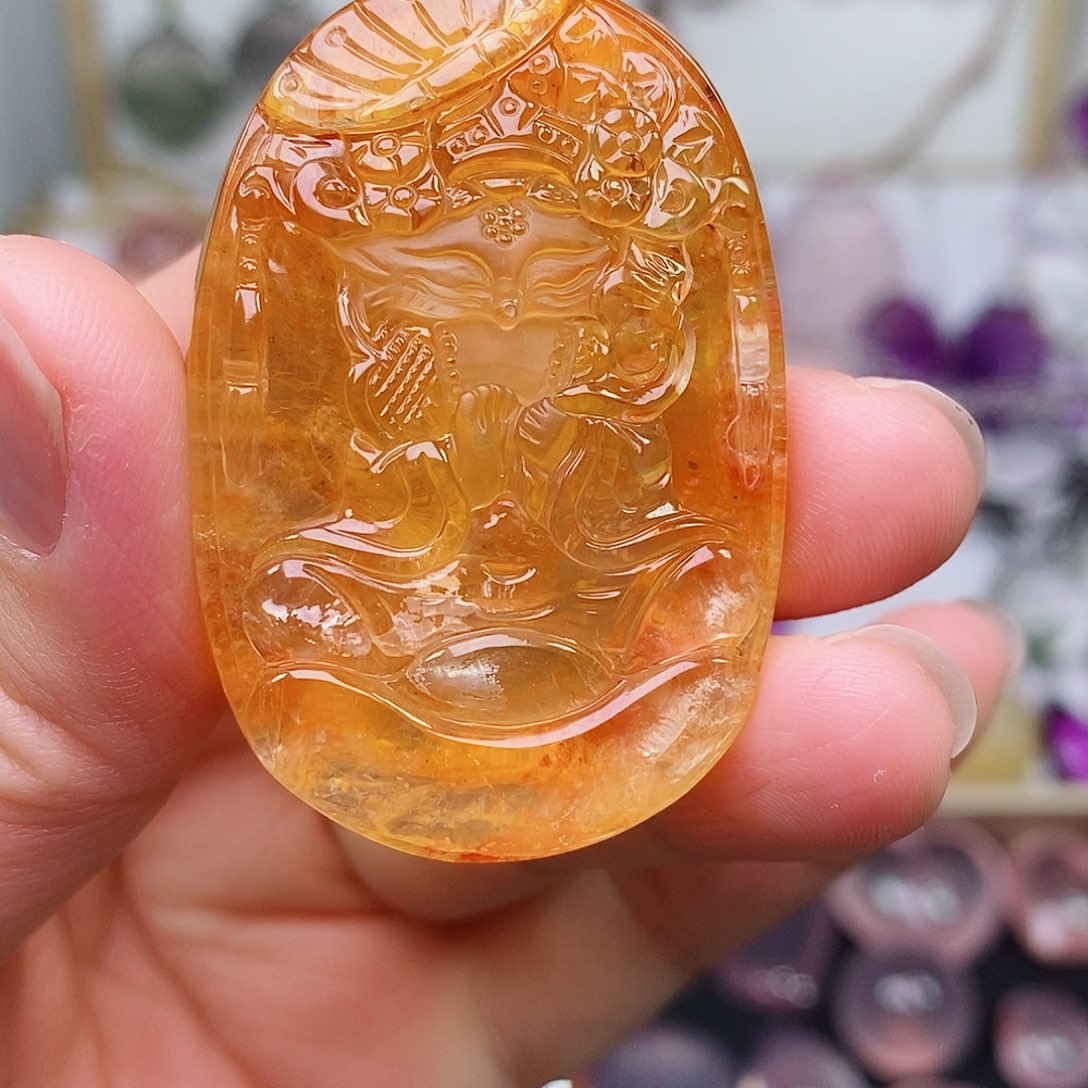 水晶吊坠(赠链)未镶嵌