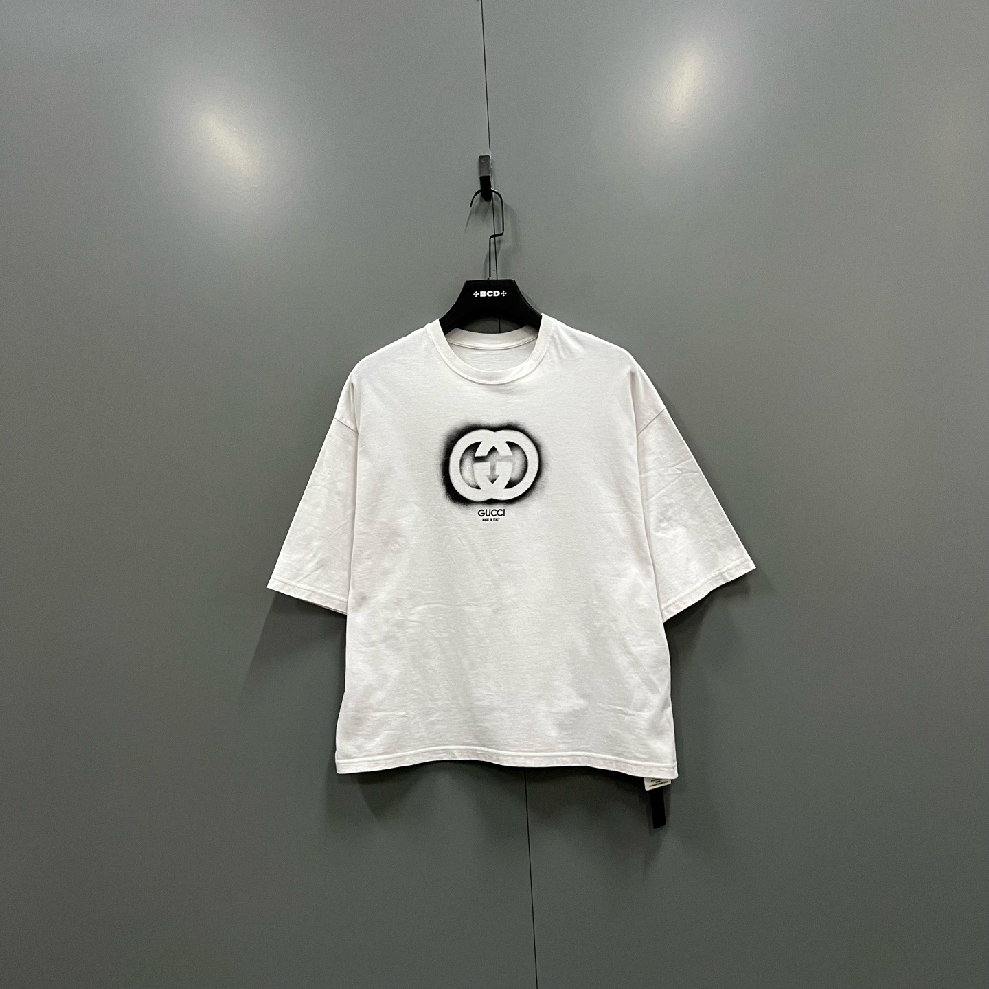 95新 GUCCI/古驰 zz4 24ss白色喷雾GG短袖 M码/608349/无领标