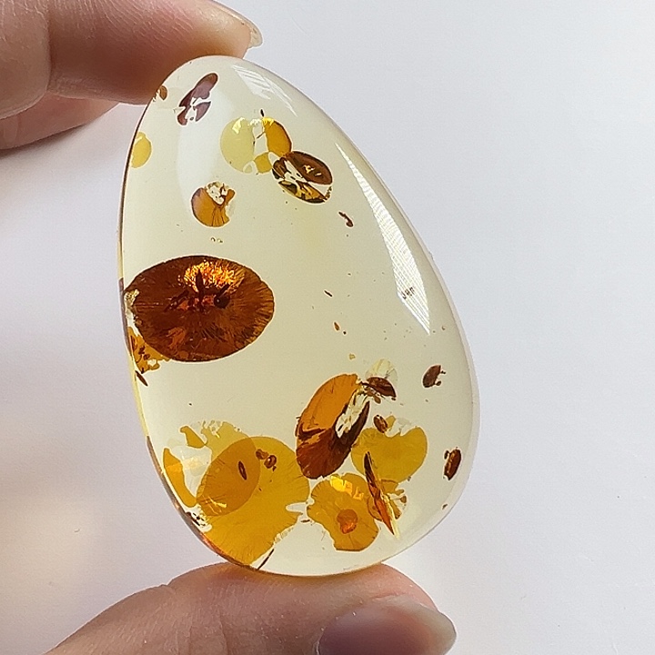 琥珀（花珀）未镶嵌颈饰