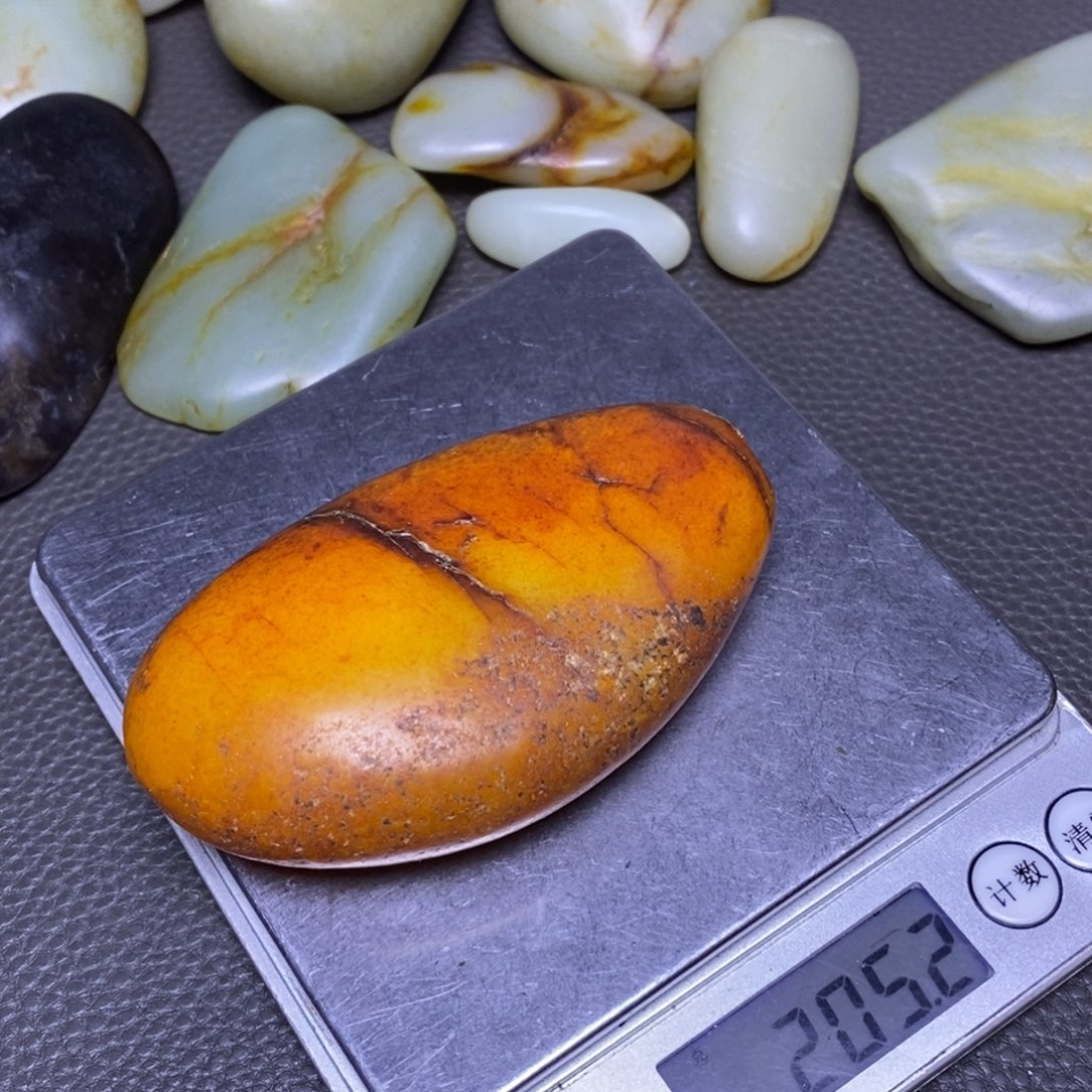 和田玉（糖玉）未镶嵌挂件