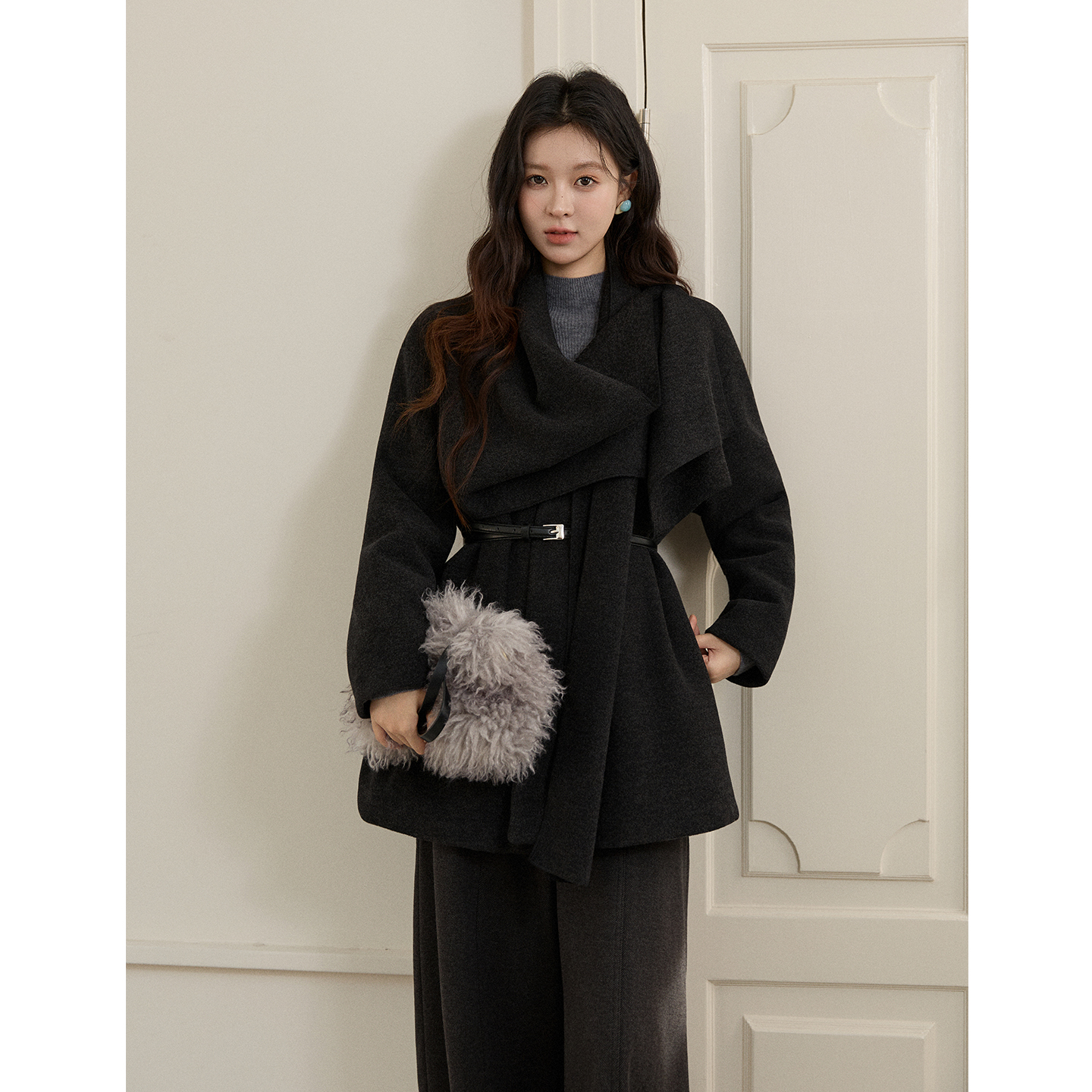 谜秀新品毛呢大衣女2025冬韩系内里围裹领外套上衣气质小个子