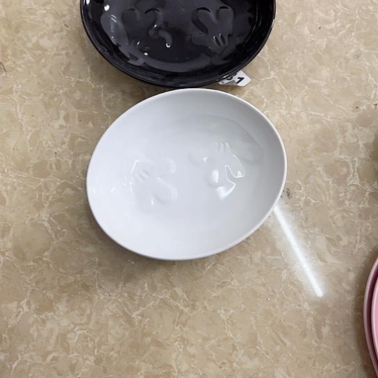 新骨瓷陶瓷碗黑白两个