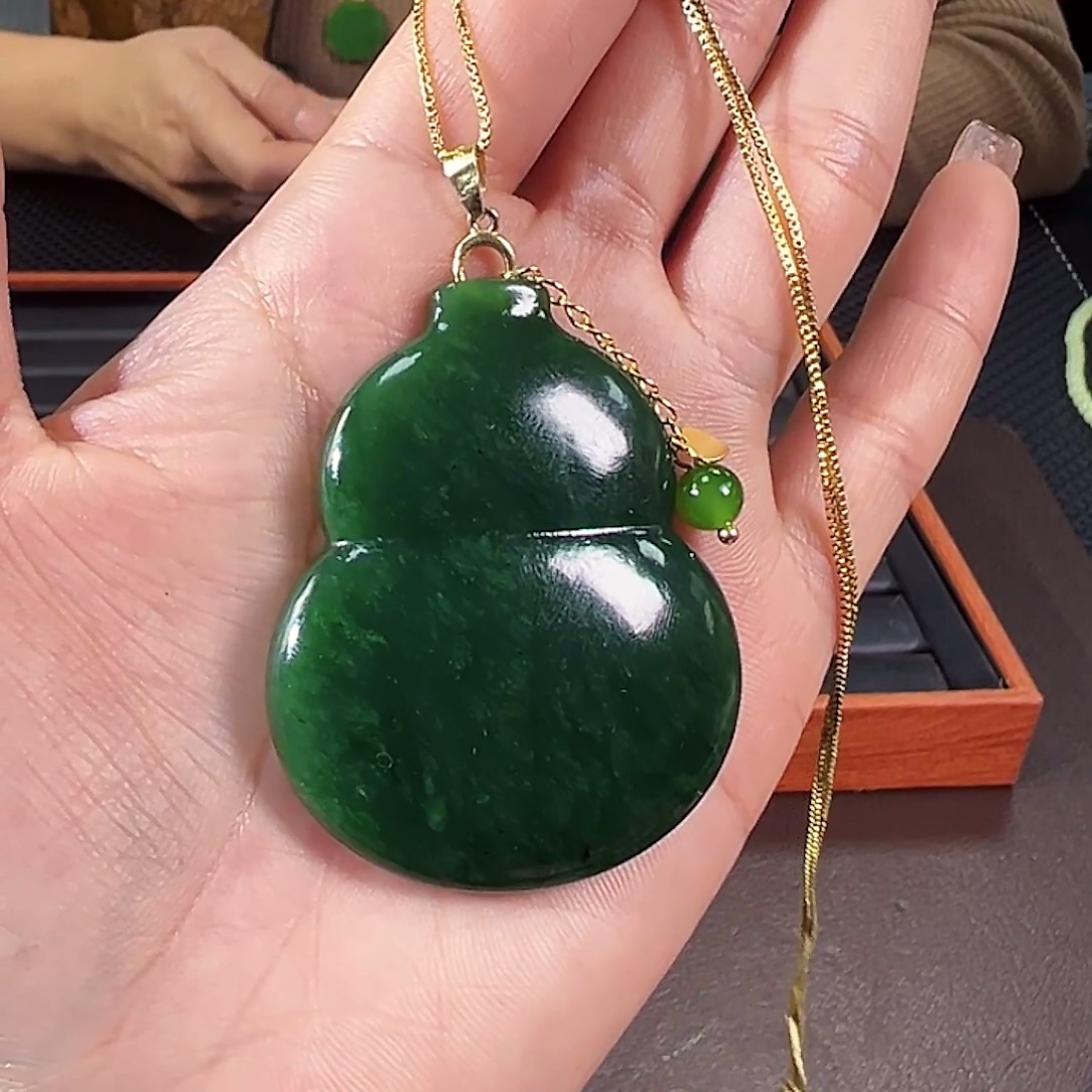 和田玉（碧玉）银S925镶嵌颈饰