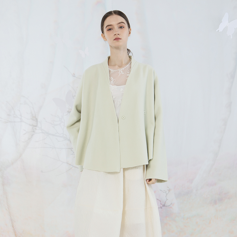 READMEB10906302斜襟搭扣短大衣中国风时尚设计师休闲气质女士