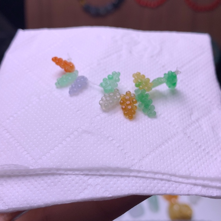 定制翡翠未镶嵌葡萄