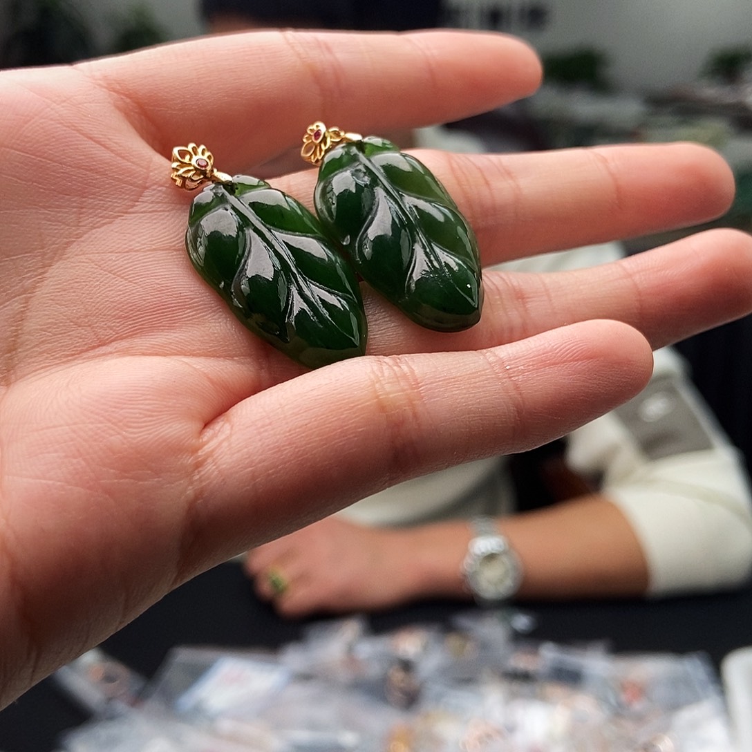 和田玉银S925镶嵌颈饰颜色多样性发拍一发一