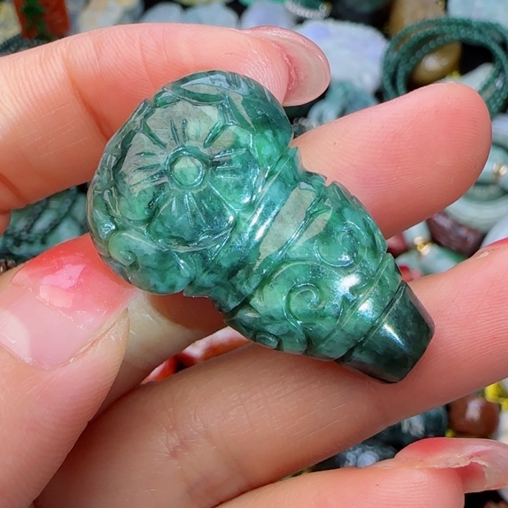 翡翠颈饰未镶嵌天然A货87