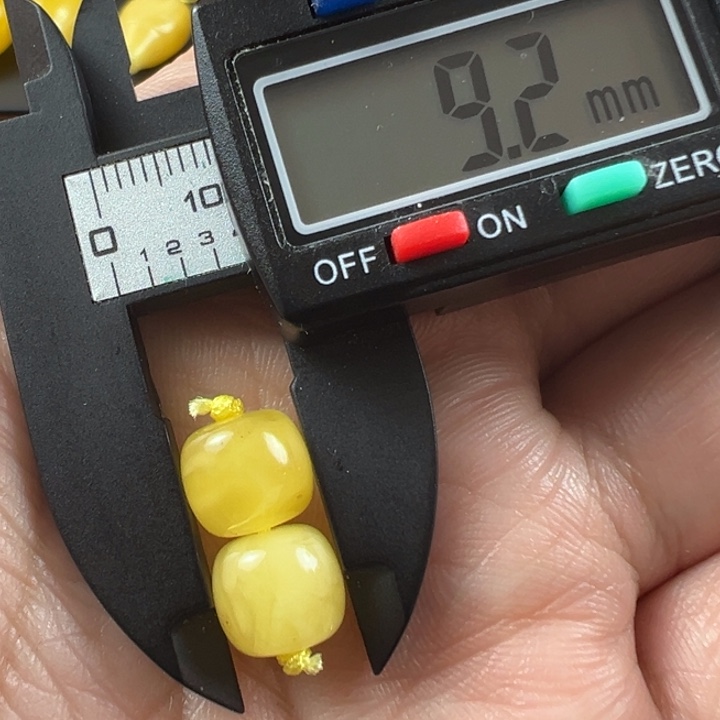 蜜蜡裸石未镶嵌18 杂