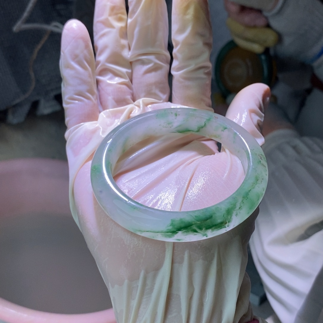 平***安石英质玉未镶嵌手镯定制