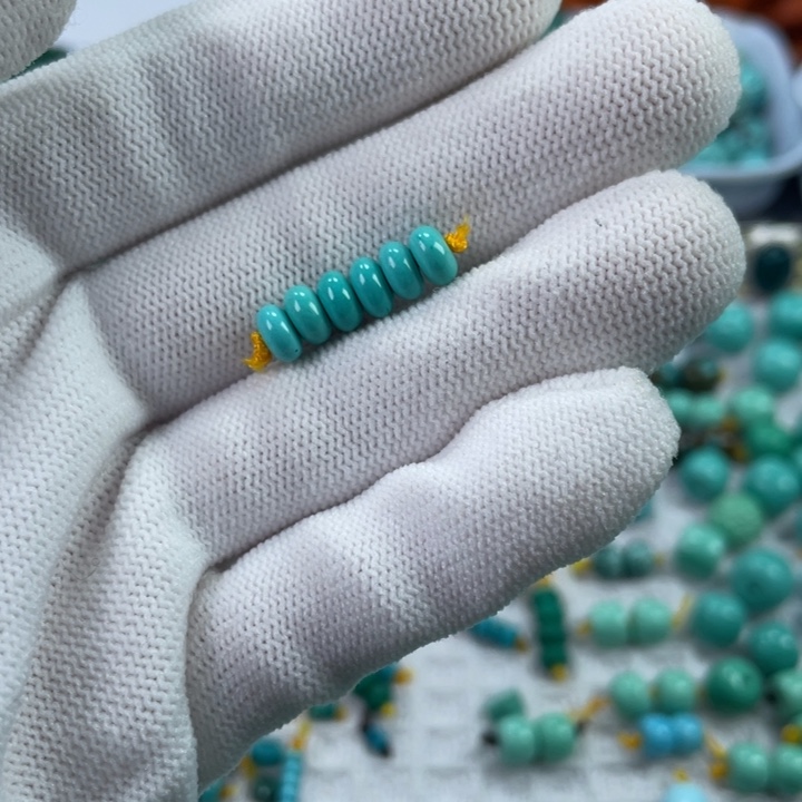 南红玛瑙未镶嵌手链