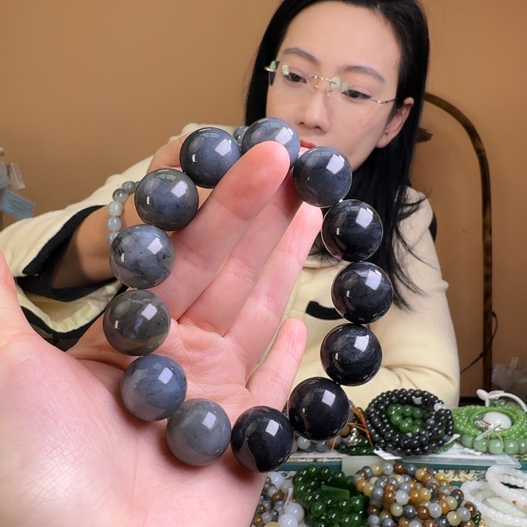 和田玉未镶嵌手链卡18