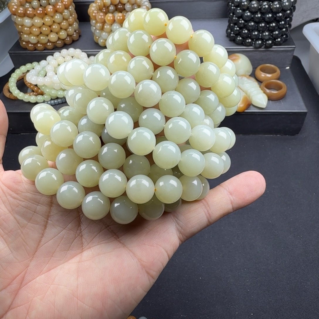 和田玉未镶嵌手链