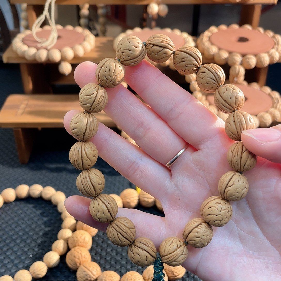 一**?13加野生小黄桃单圈手持