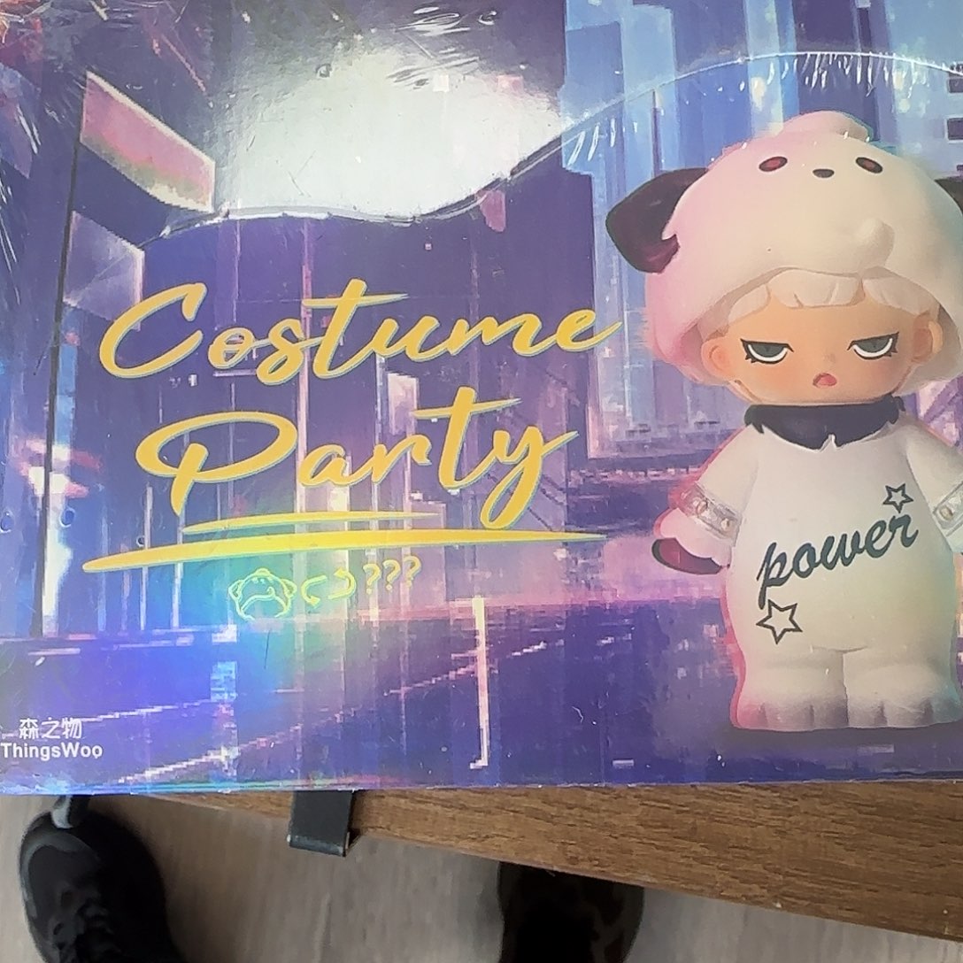 手办一端6只森之物