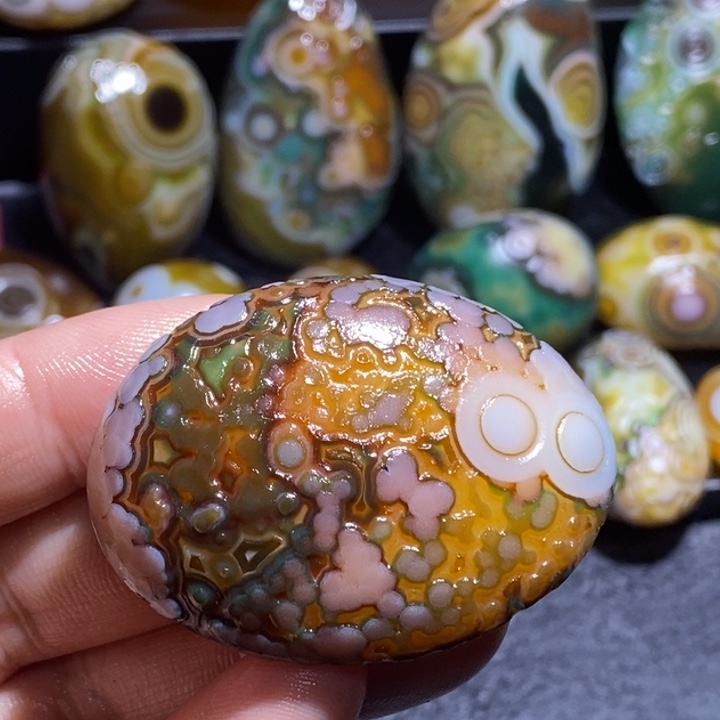 玛瑙/玉髓未镶嵌珠宝半成品6