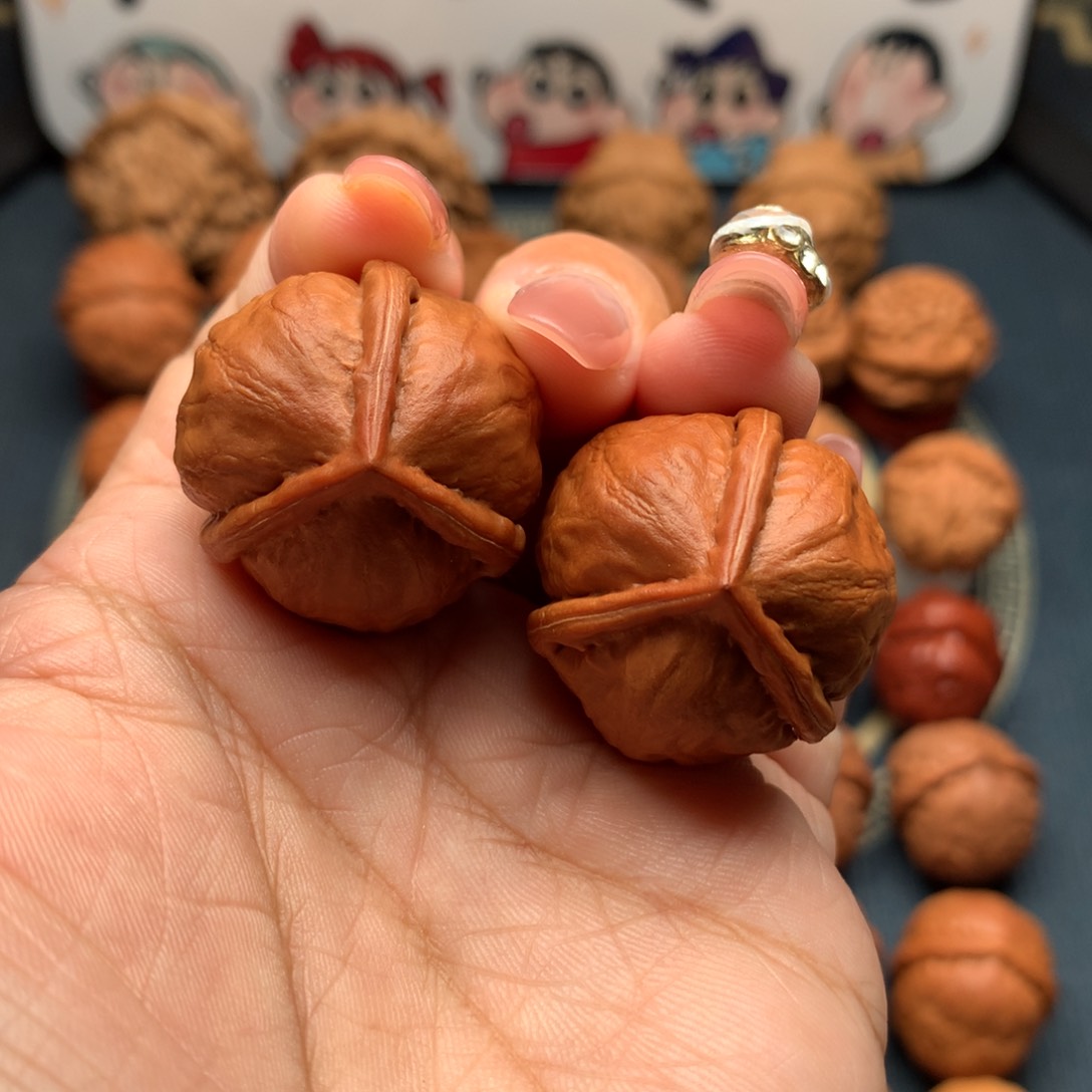 文玩核桃把件光头奔