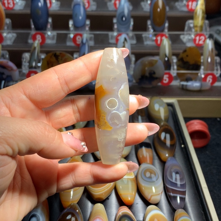 玛瑙/玉髓颈饰未镶嵌峰****3吊坠