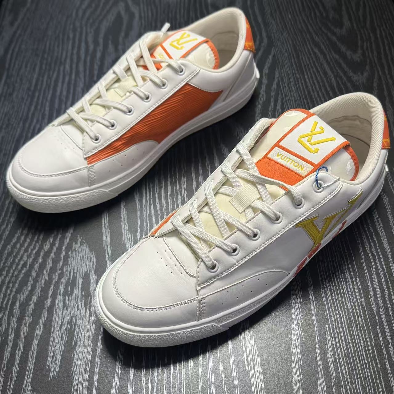 95新 LouisVuitton/路易威登 白橙错位查理低帮板鞋43欧lb813