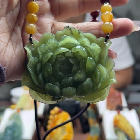 岫玉挂件未镶嵌挂件