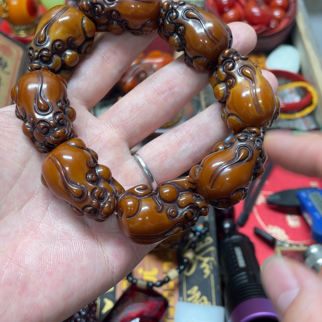 未镶嵌蜜蜡裸石好物推荐如图所示