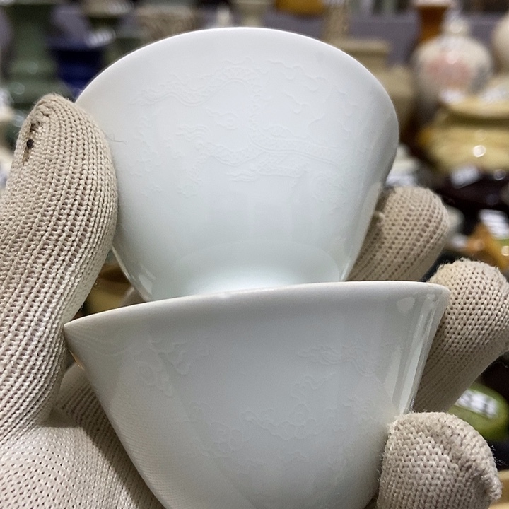 用***6瓷片瓷器等艺术形式