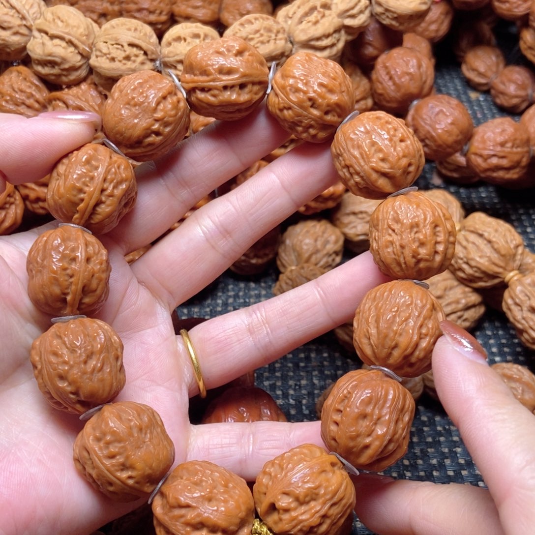 桃核吊坠方墩手串