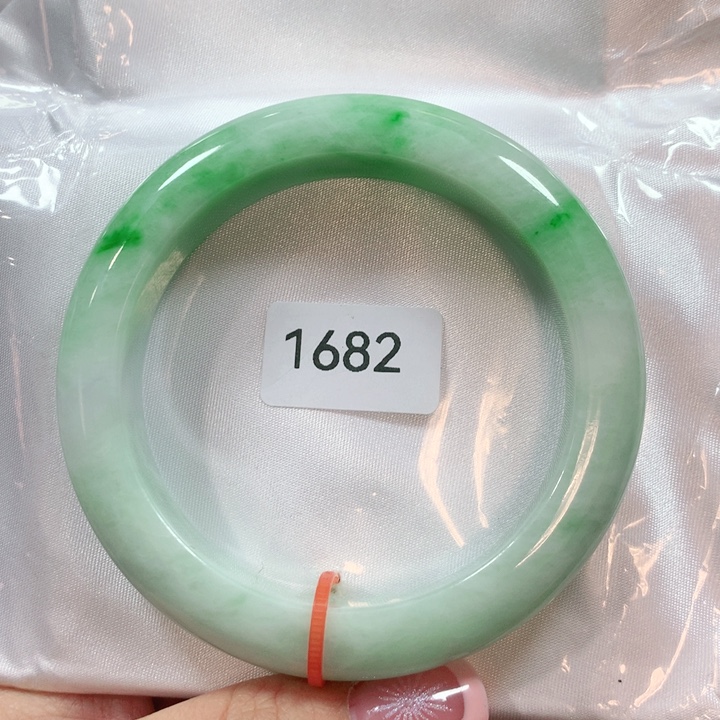 翡翠手镯未镶嵌天然翡翠手镯58