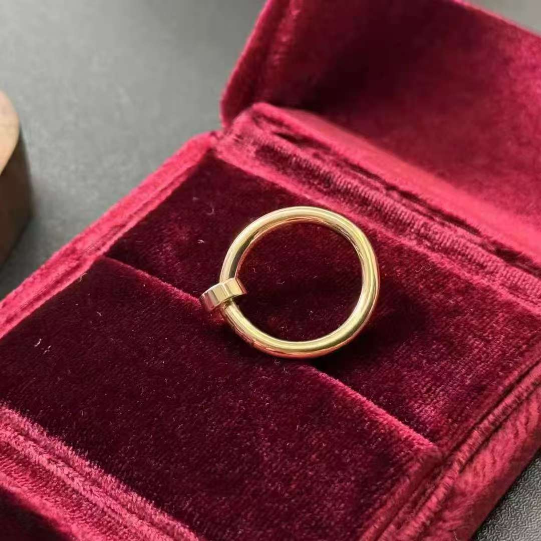 钛钢戒指 BIBI【玫瑰金色钉】戒指G046