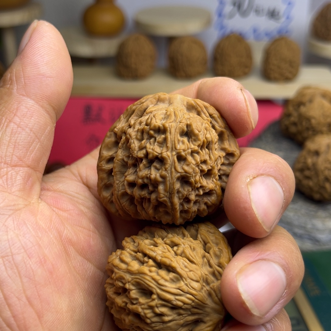 狗***头吊坠文玩核桃全品无休南疆石