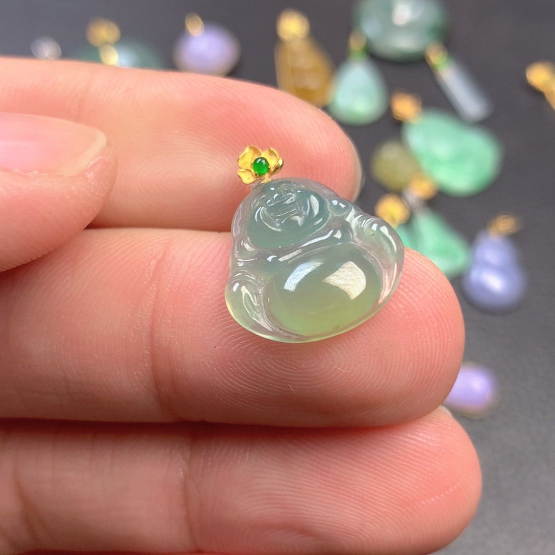 【闪购商品】颈饰18K金镶嵌翡翠翡翠