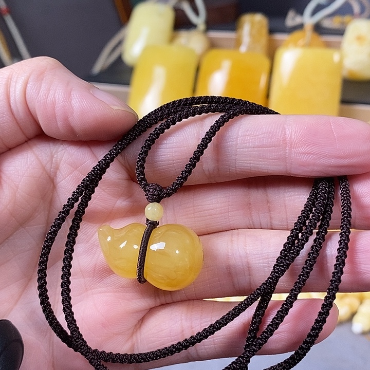 琥珀未镶嵌裸石葫芦