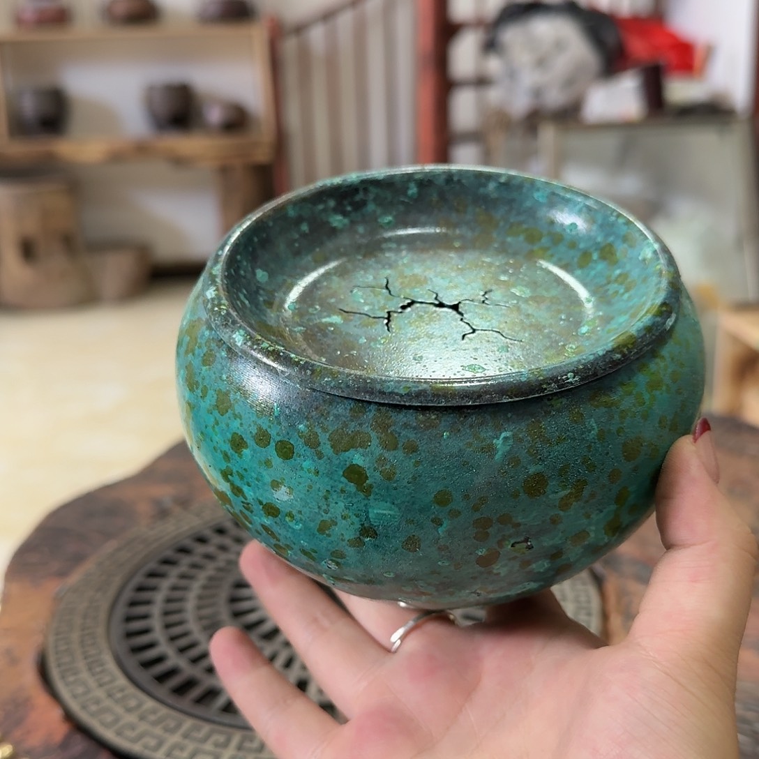 蒋***～紫铜手工制作摆件一个