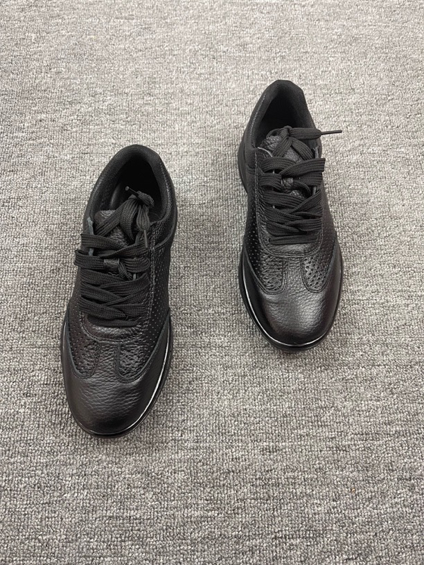 头层牛皮男士休闲皮鞋透气舒适真皮软底系带低帮鞋