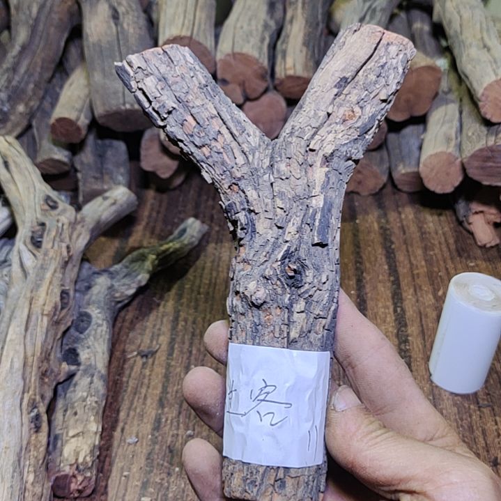 火琉璃原杈不保沉水慎拍！