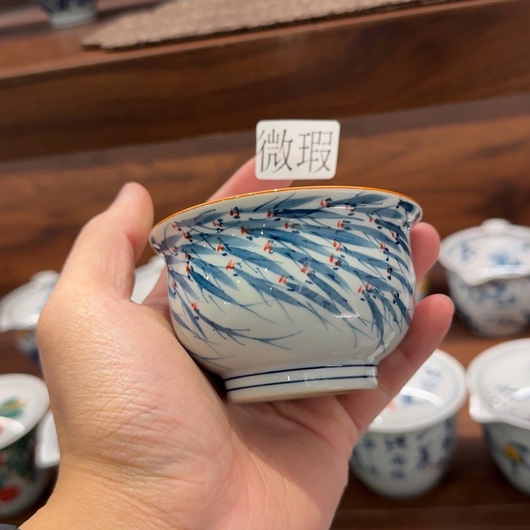 釉下手绘茶具微瑕