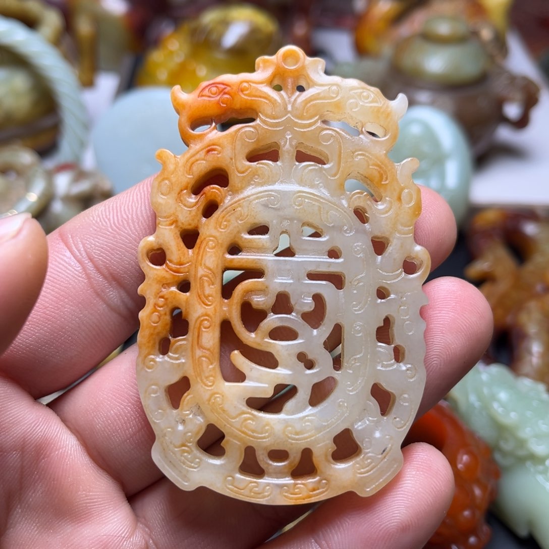 和田玉挂件未镶嵌