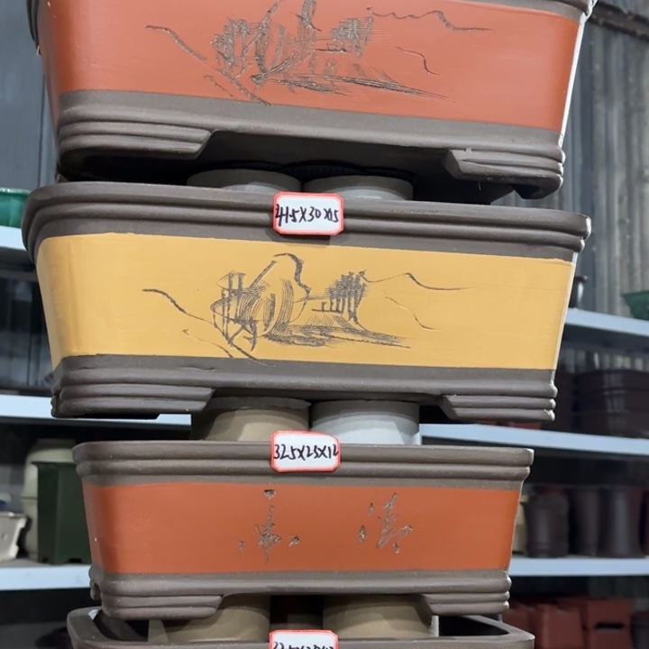 紫砂花盆             138-4