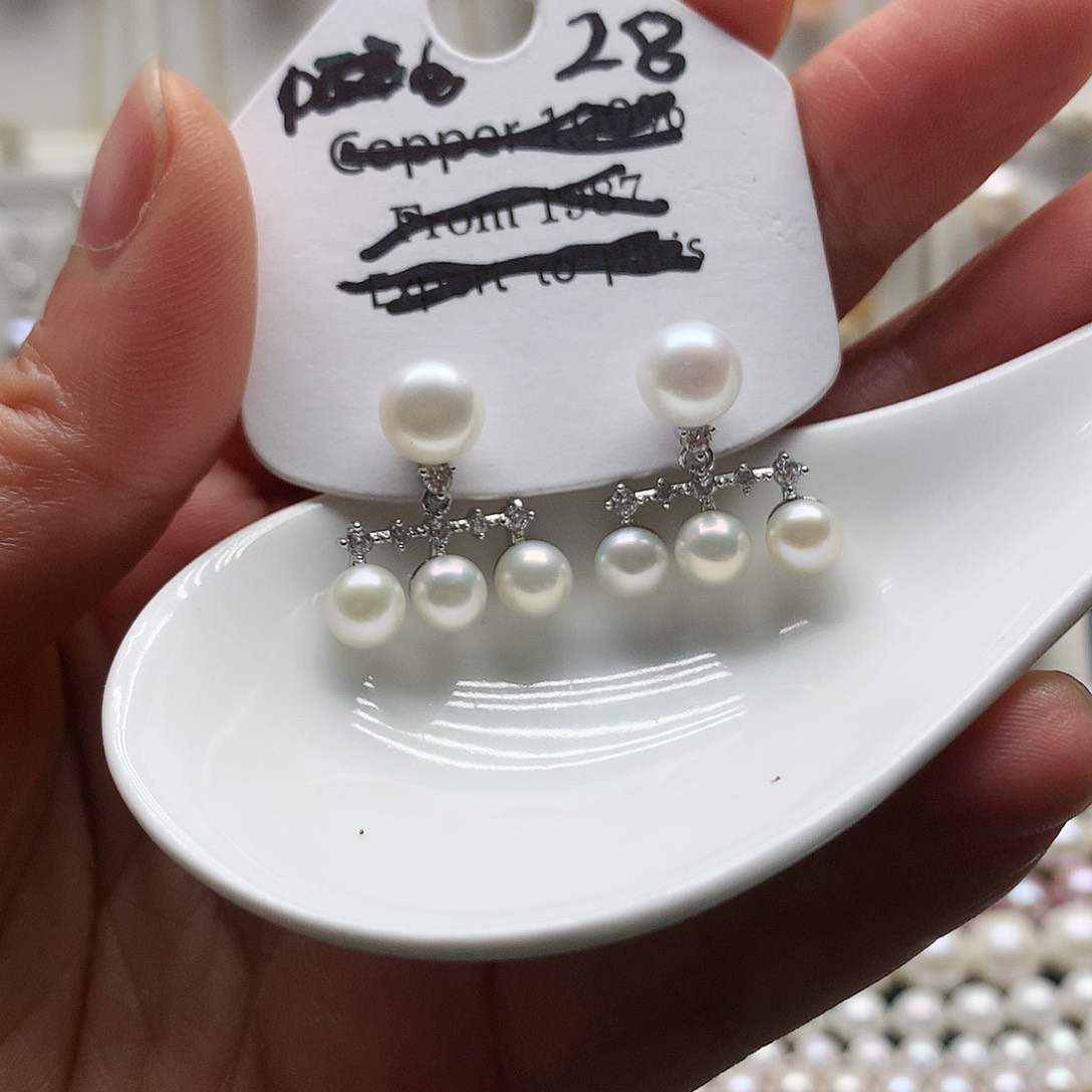 未镶嵌淡水珍珠耳饰
