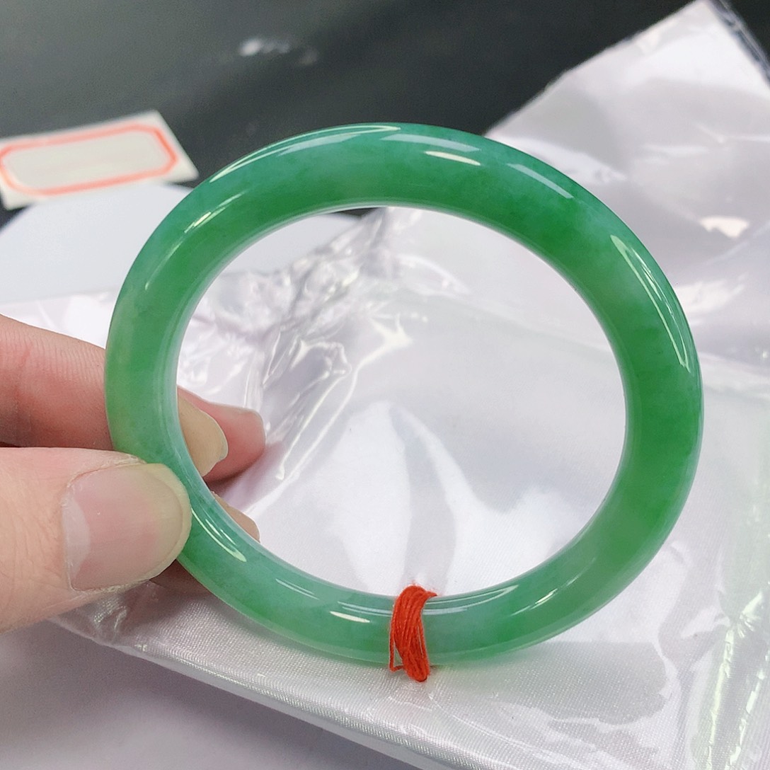 翡翠手镯未镶嵌013缅甸天然翡翠A货