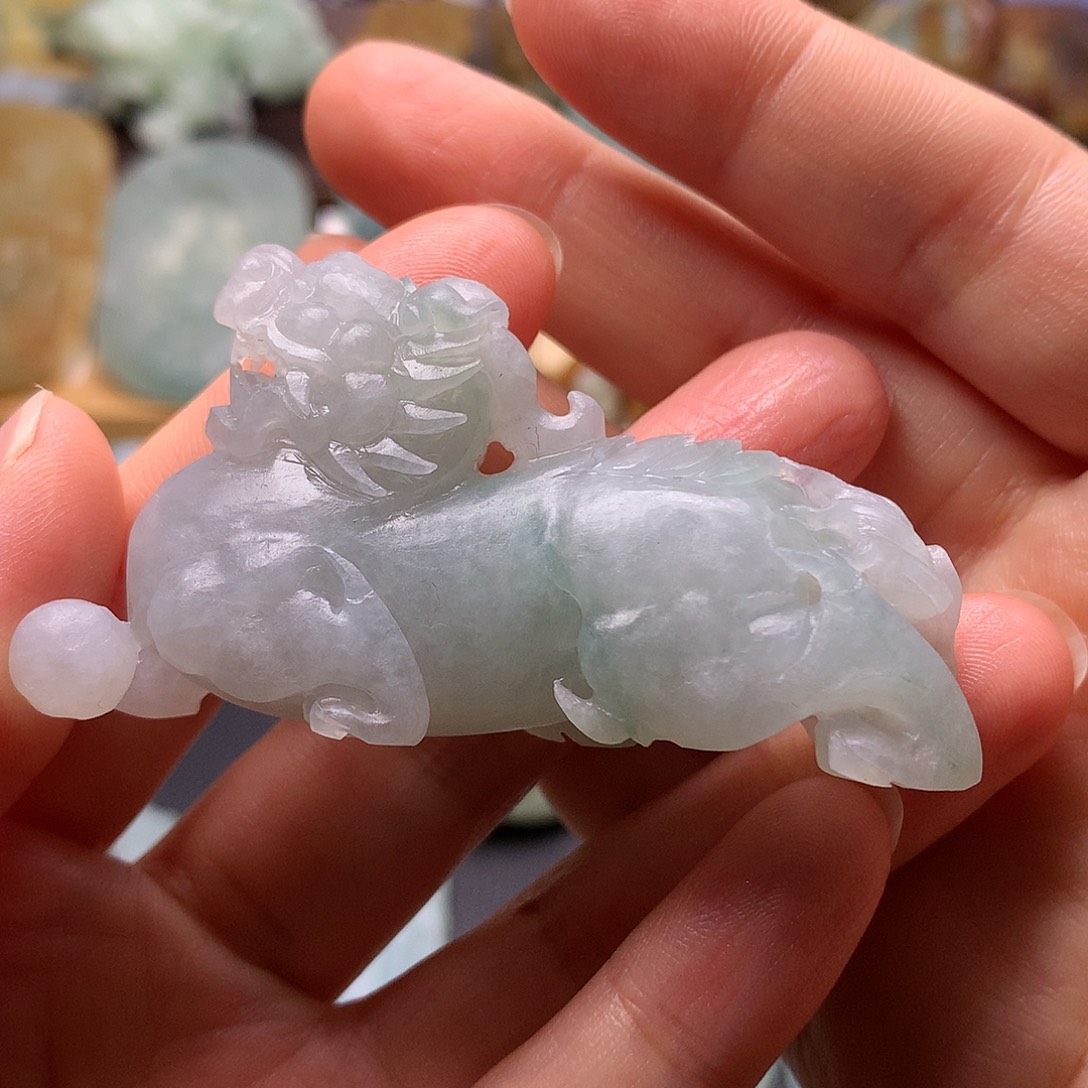 定制翡翠未镶嵌求**异貔貅