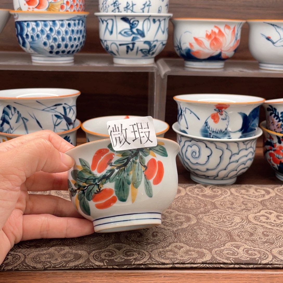 釉下手绘茶具微瑕