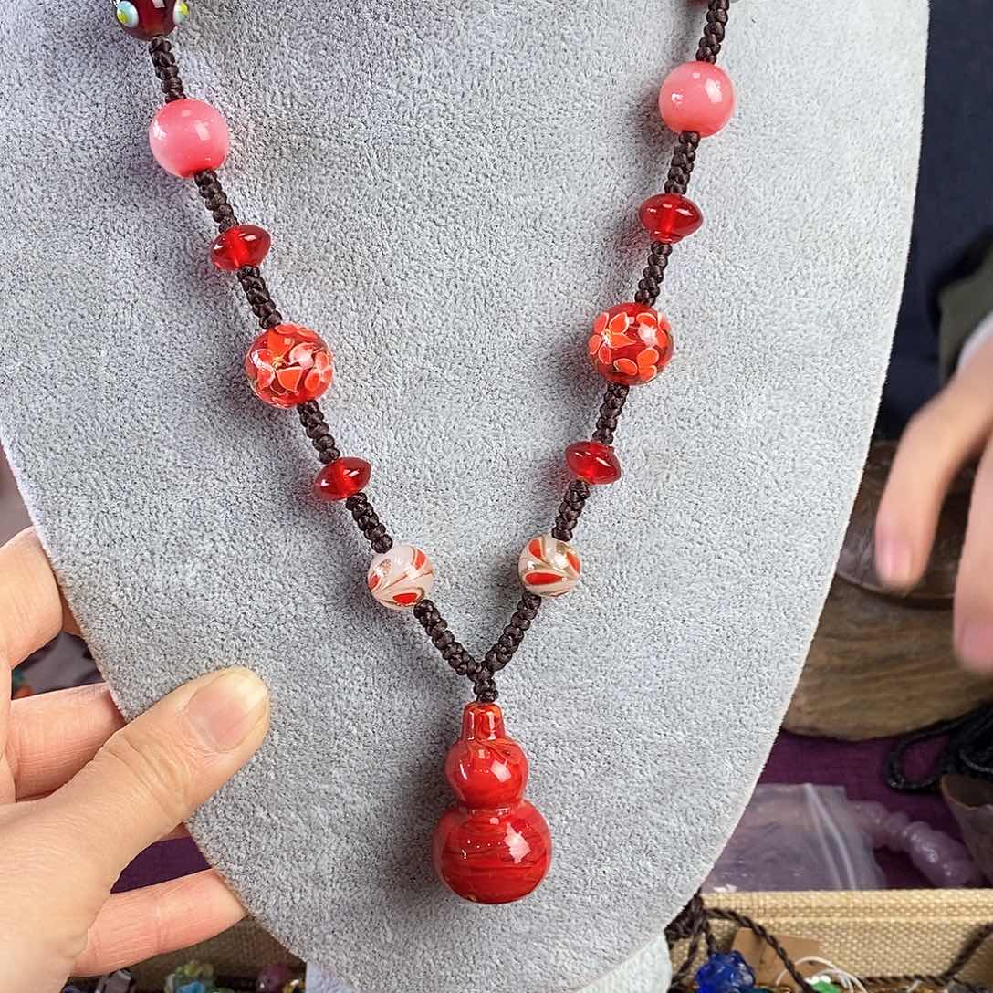 玻璃颈饰578689878987890