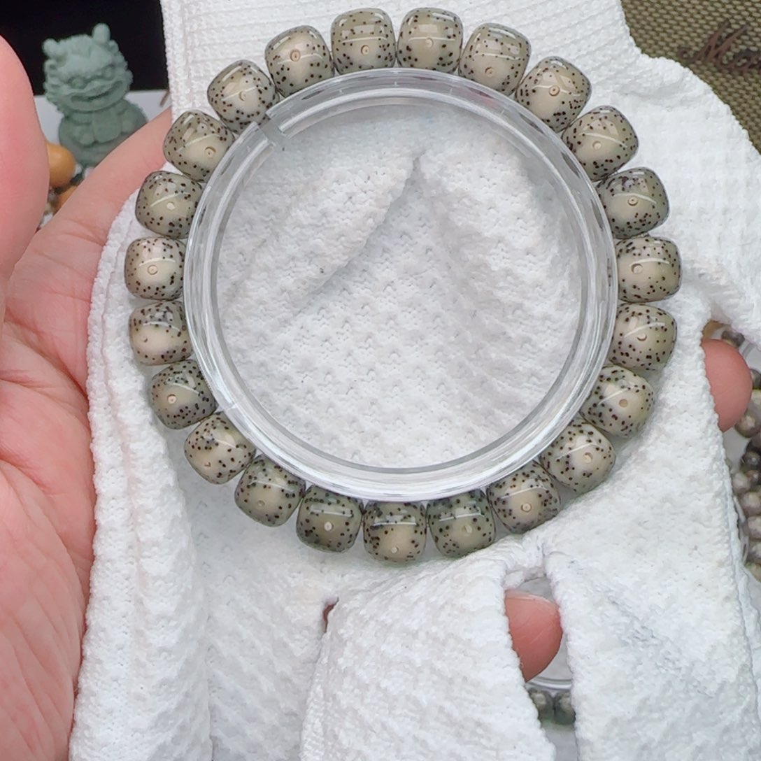 星月菩提手串绿包白大眼睛无烟花10*9