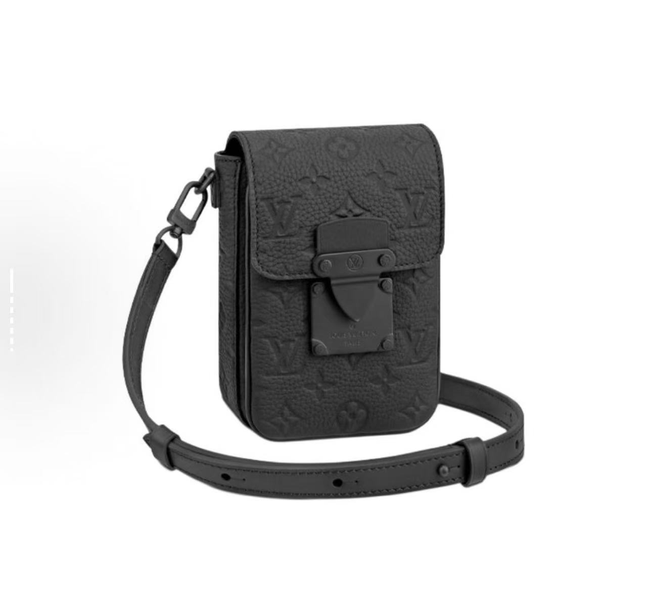 99新 LouisVuitton/路易威登 s-lock黑色全皮压纹手机包斜挎包