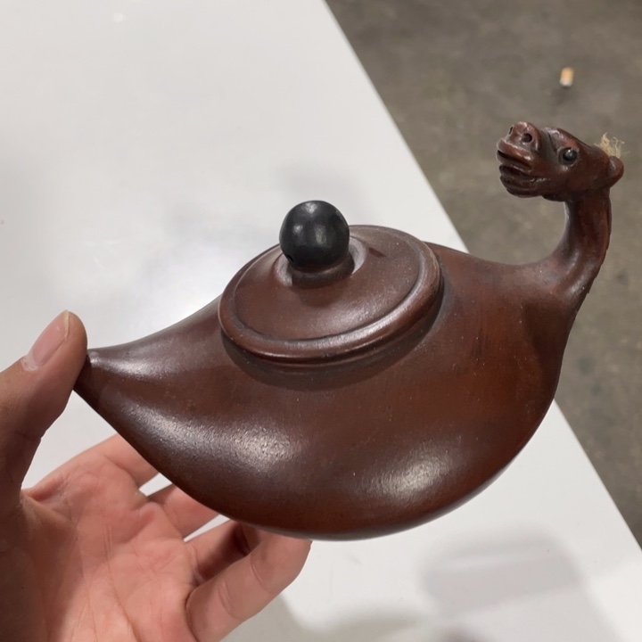 紫砂茶壶老厂紫砂壶一件。