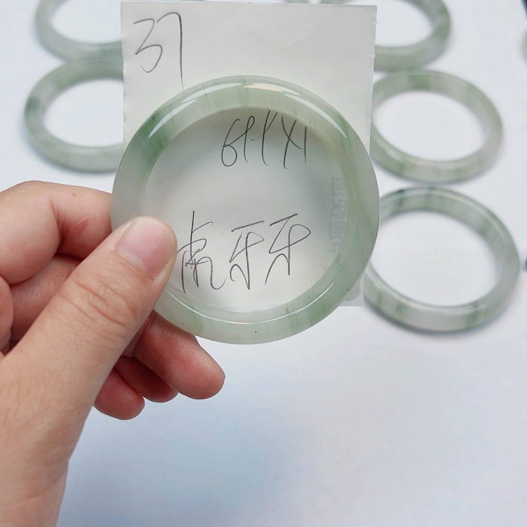 石英质玉手镯合金虎*牙
