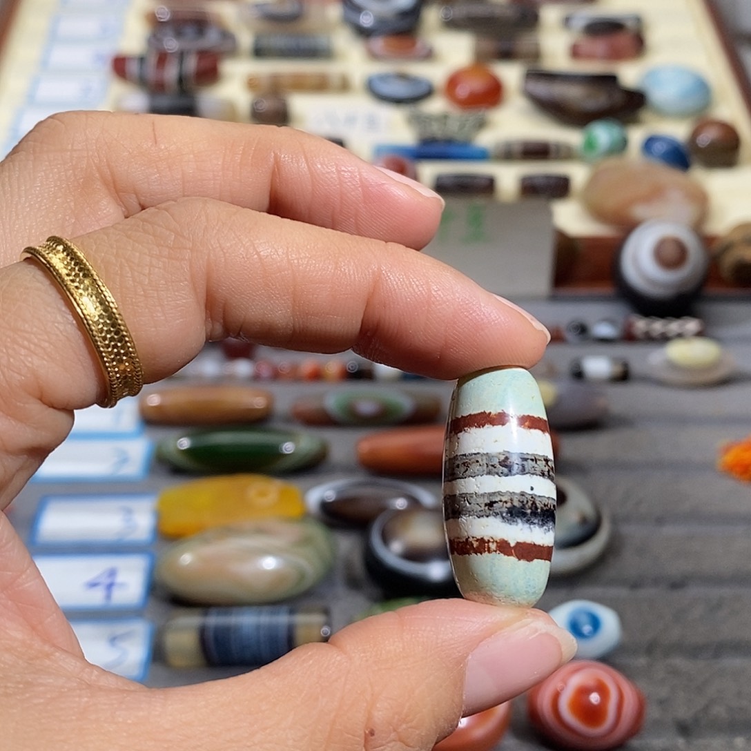 榻***子玛瑙/玉髓合金颈饰